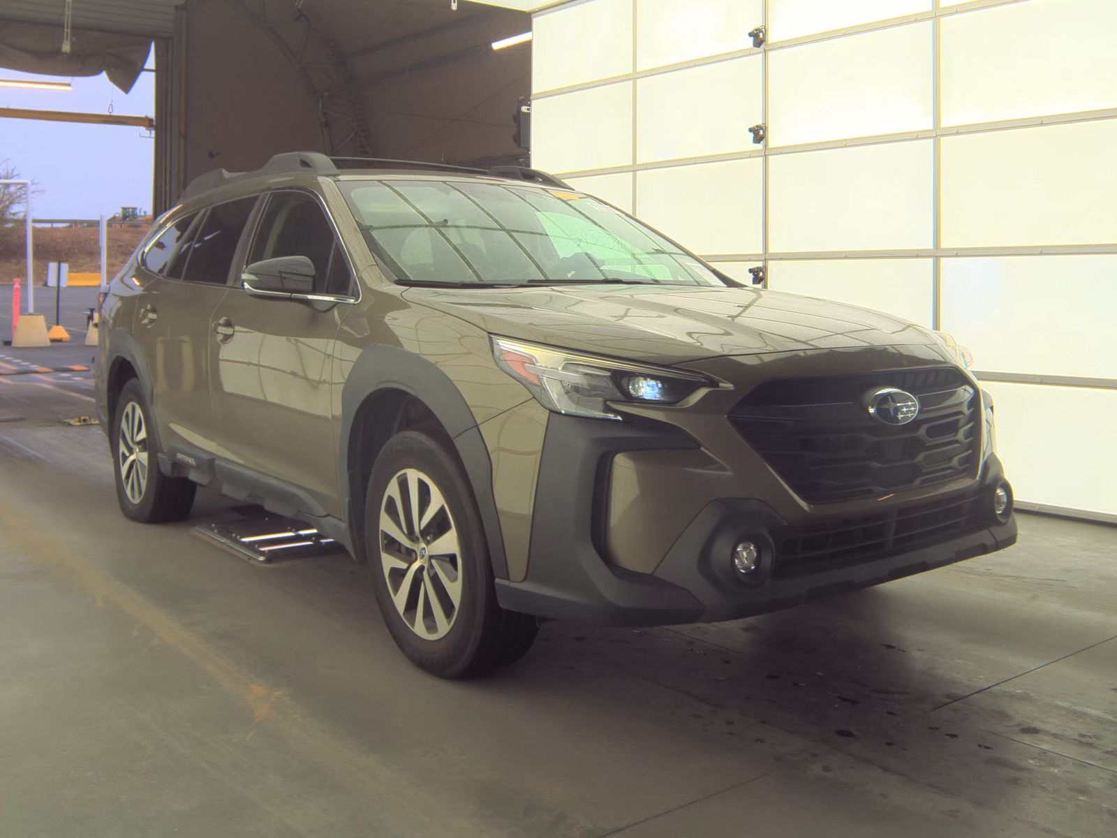 2023 Subaru Outback Premium AWD