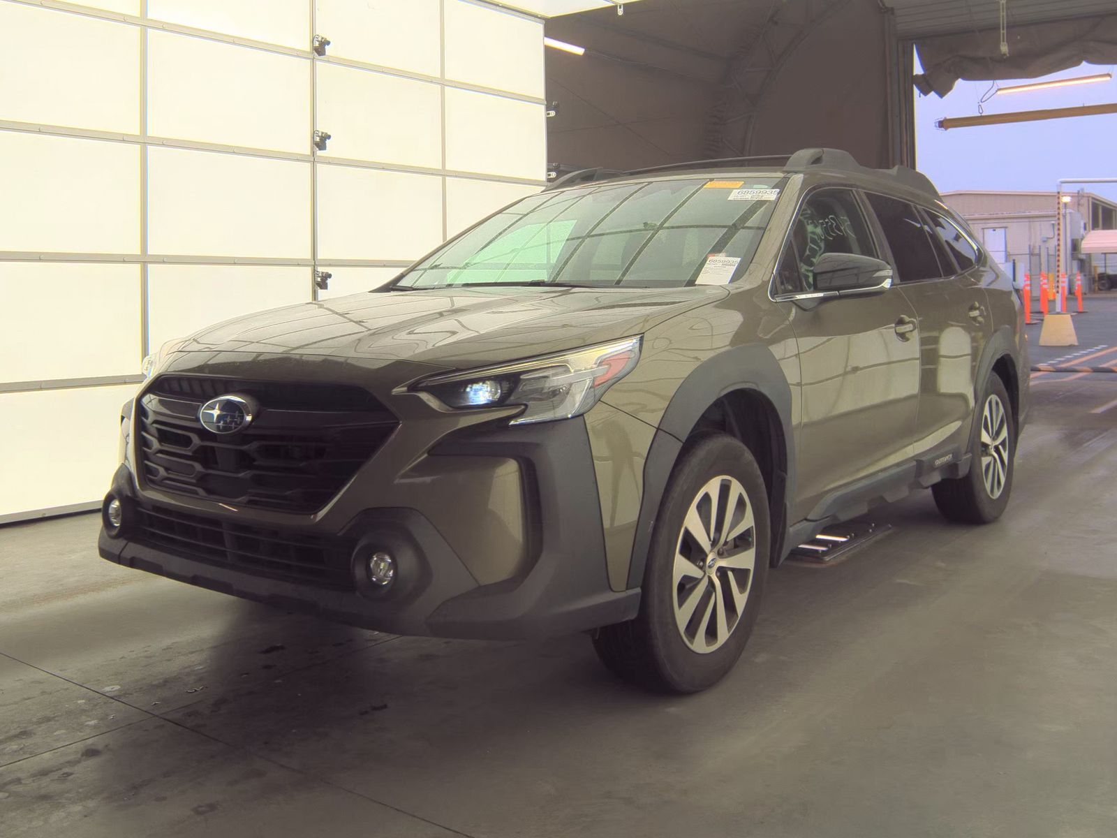 2023 Subaru Outback Premium AWD