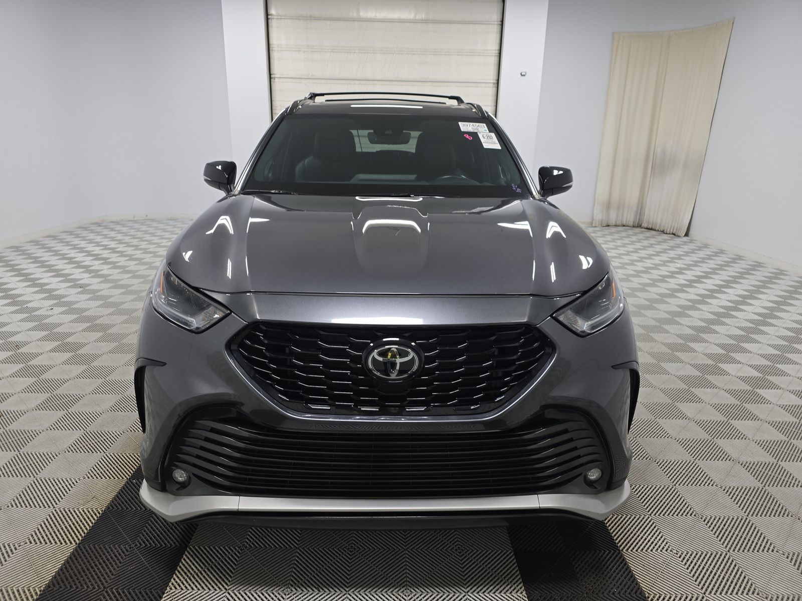 2023 Toyota Highlander XSE FWD