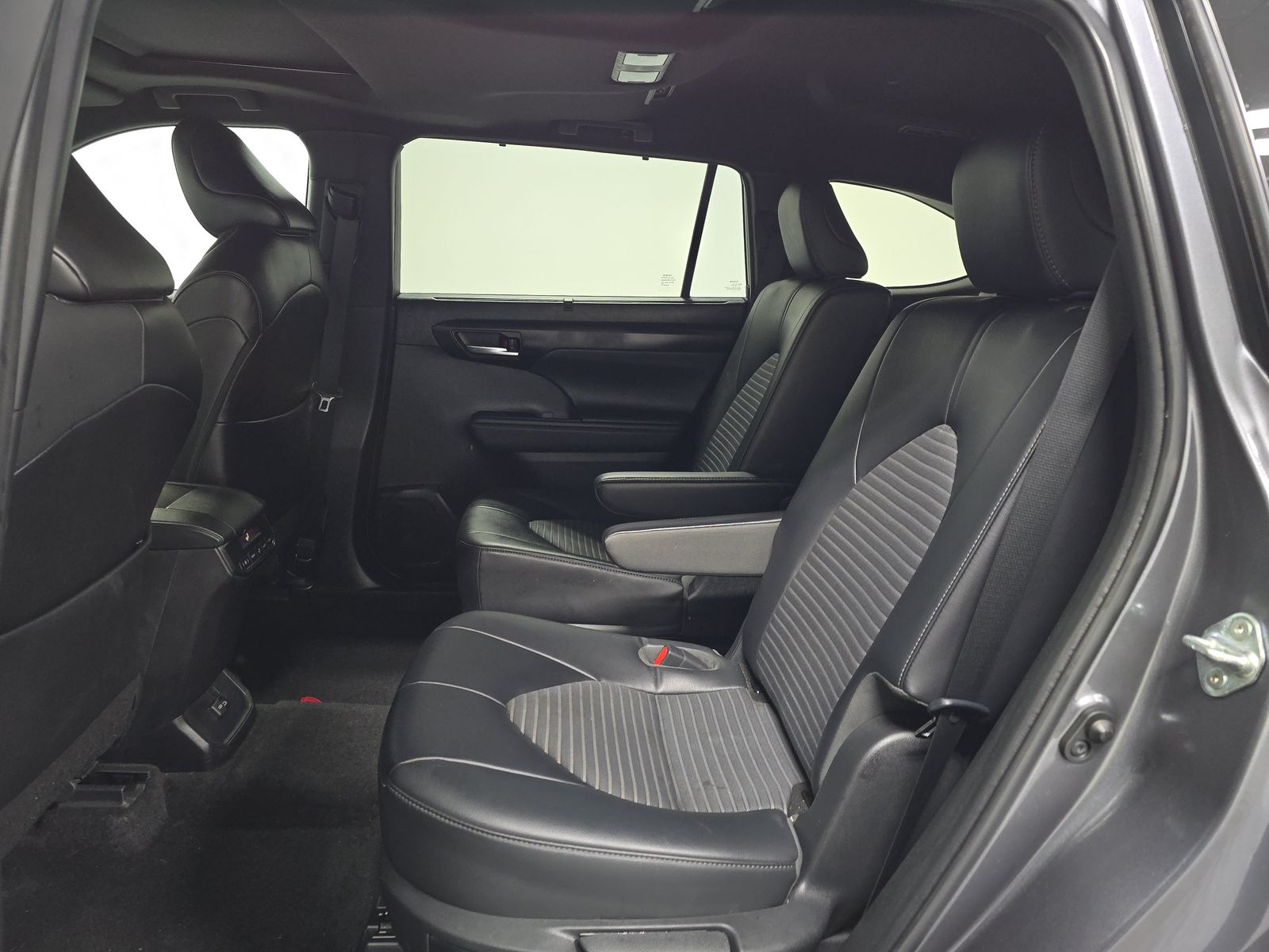 2023 Toyota Highlander XSE FWD