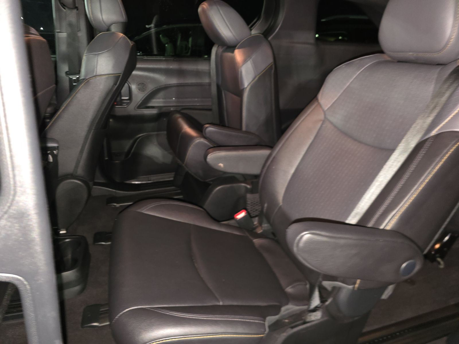 2024 Toyota Sienna Woodland Edition AWD