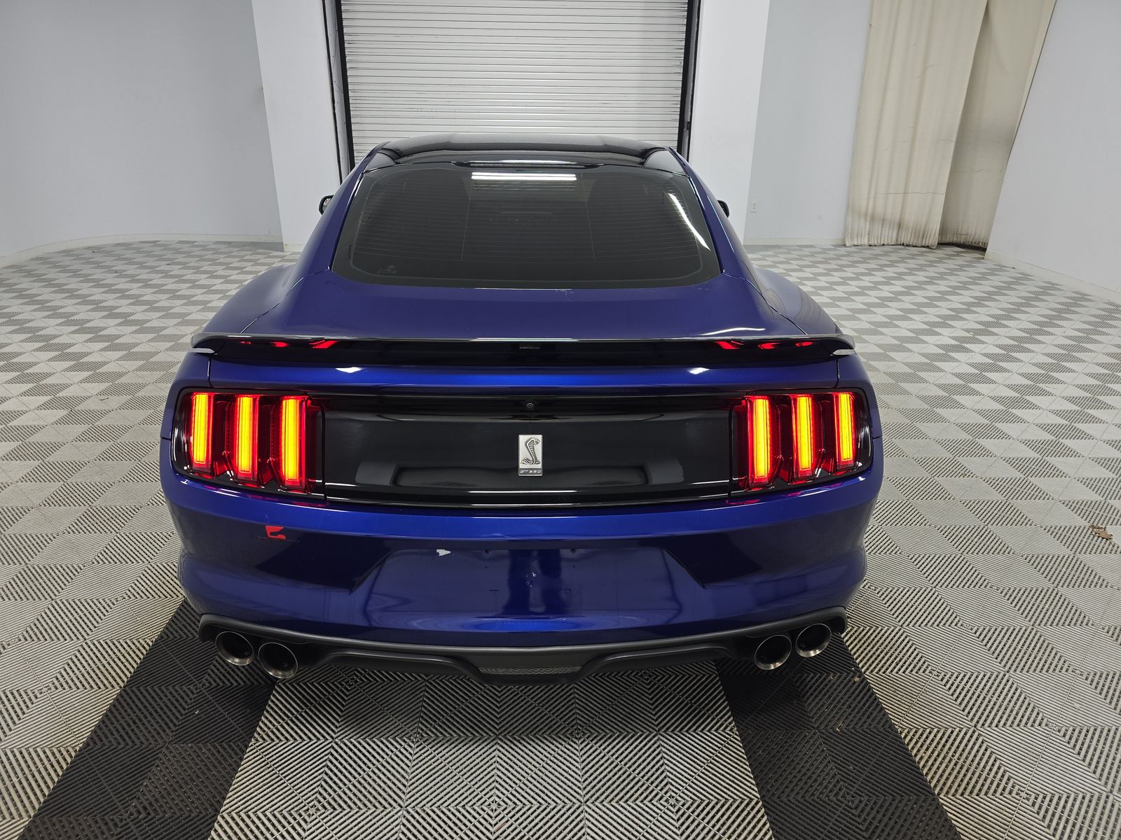 2016 Ford Mustang Shelby GT350 RWD