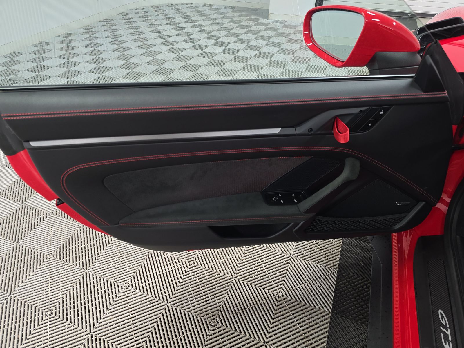 2024 Porsche 911 GT3 RS RWD