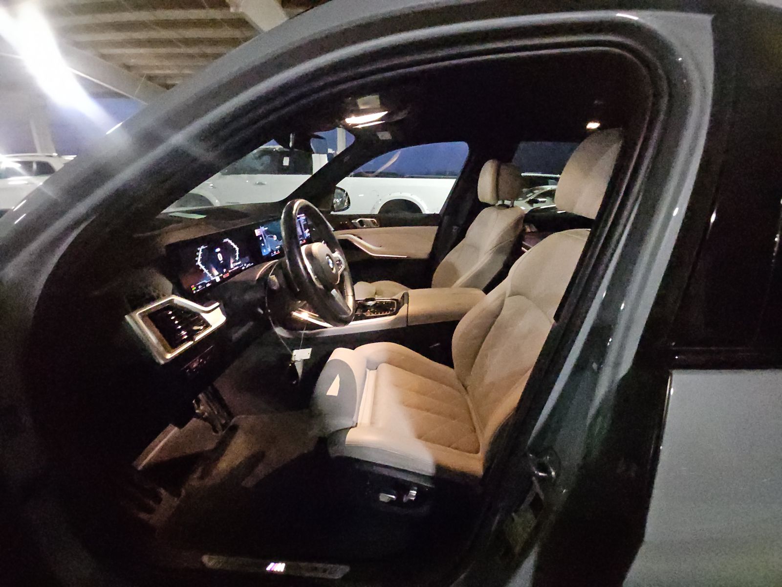 2023 BMW X7 xDrive40i AWD