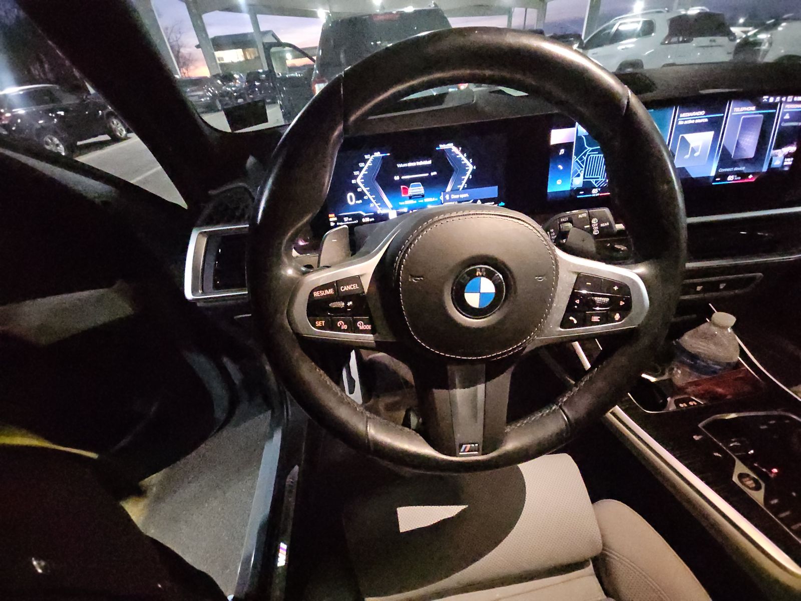 2023 BMW X7 xDrive40i AWD