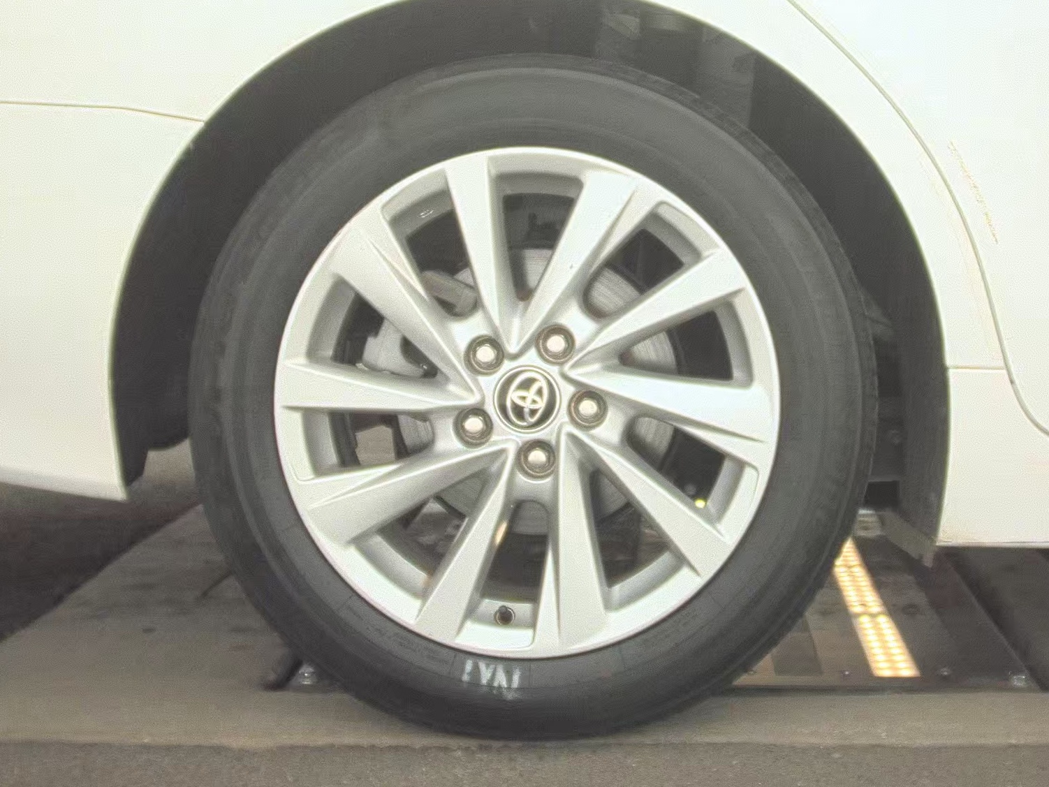 2024 Toyota Camry LE FWD