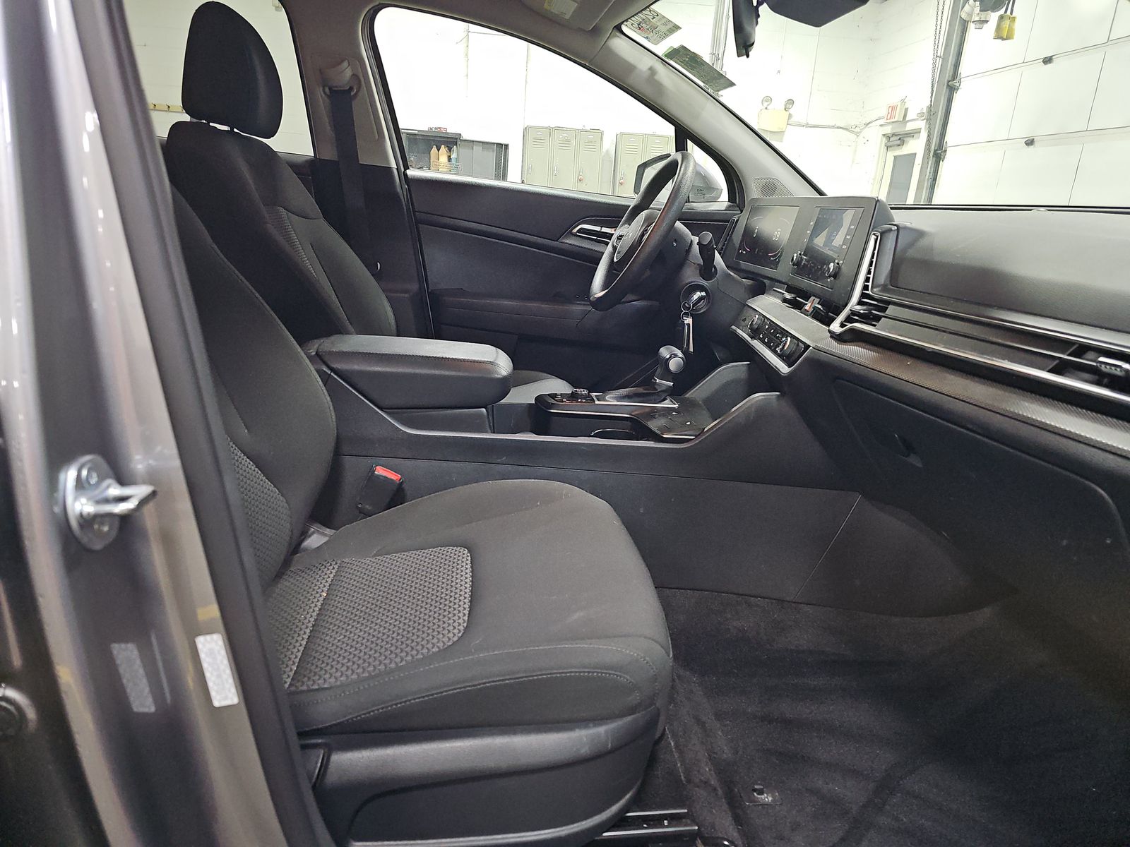 2024 Kia Sportage LX AWD