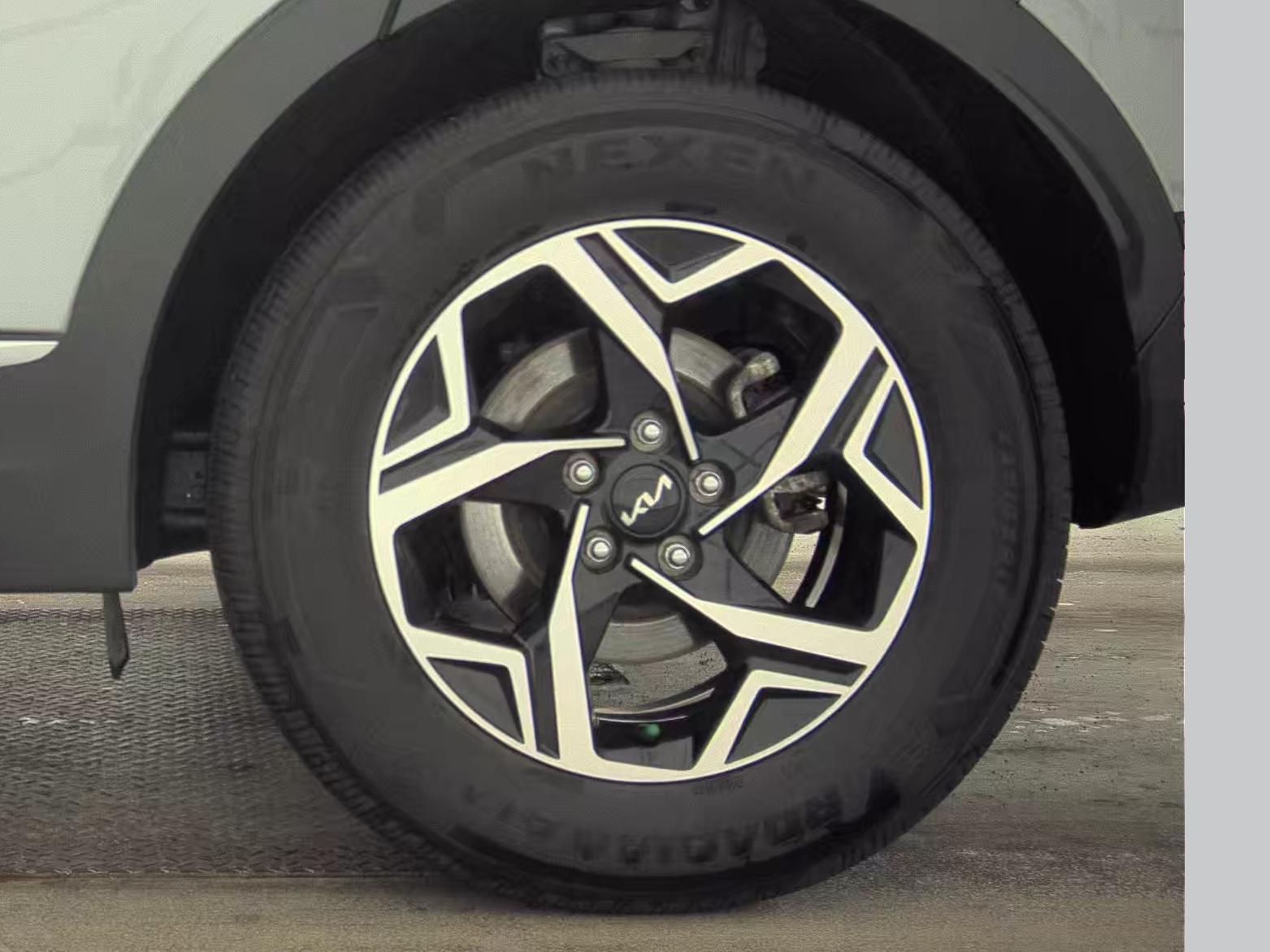 2024 Kia Sportage LX AWD