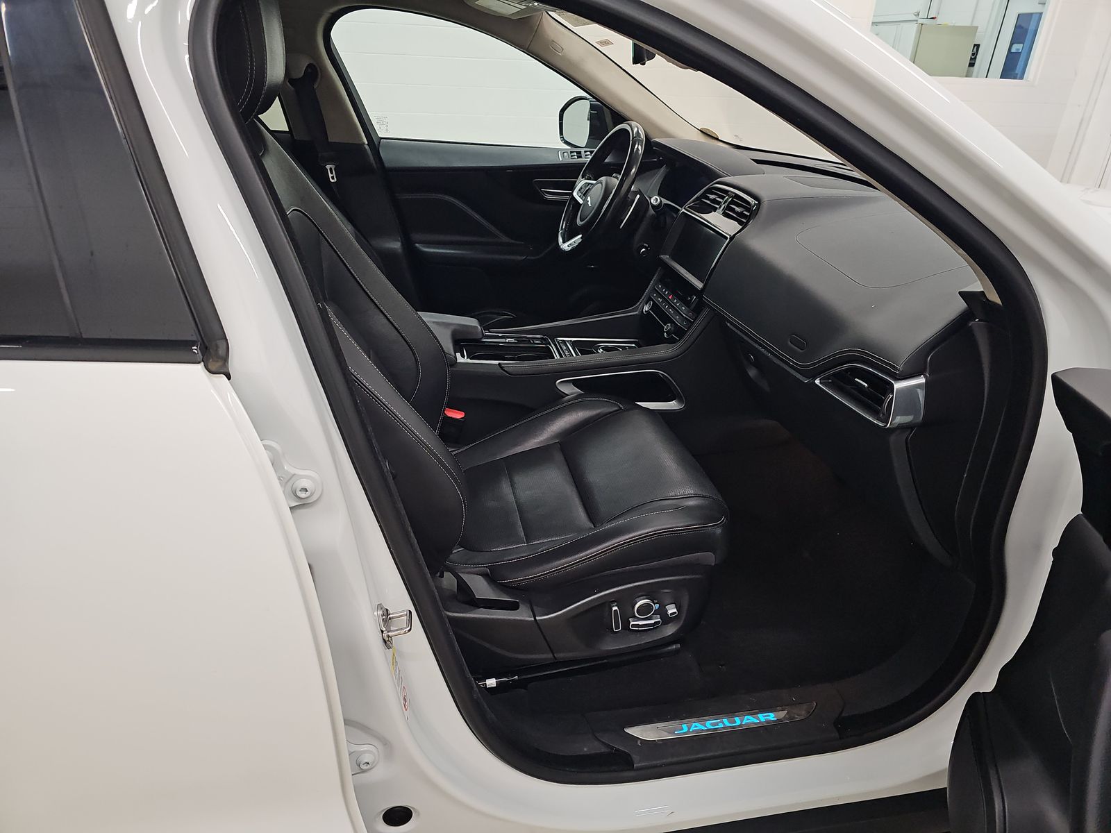 2020 Jaguar F-PACE 25t R-Sport AWD