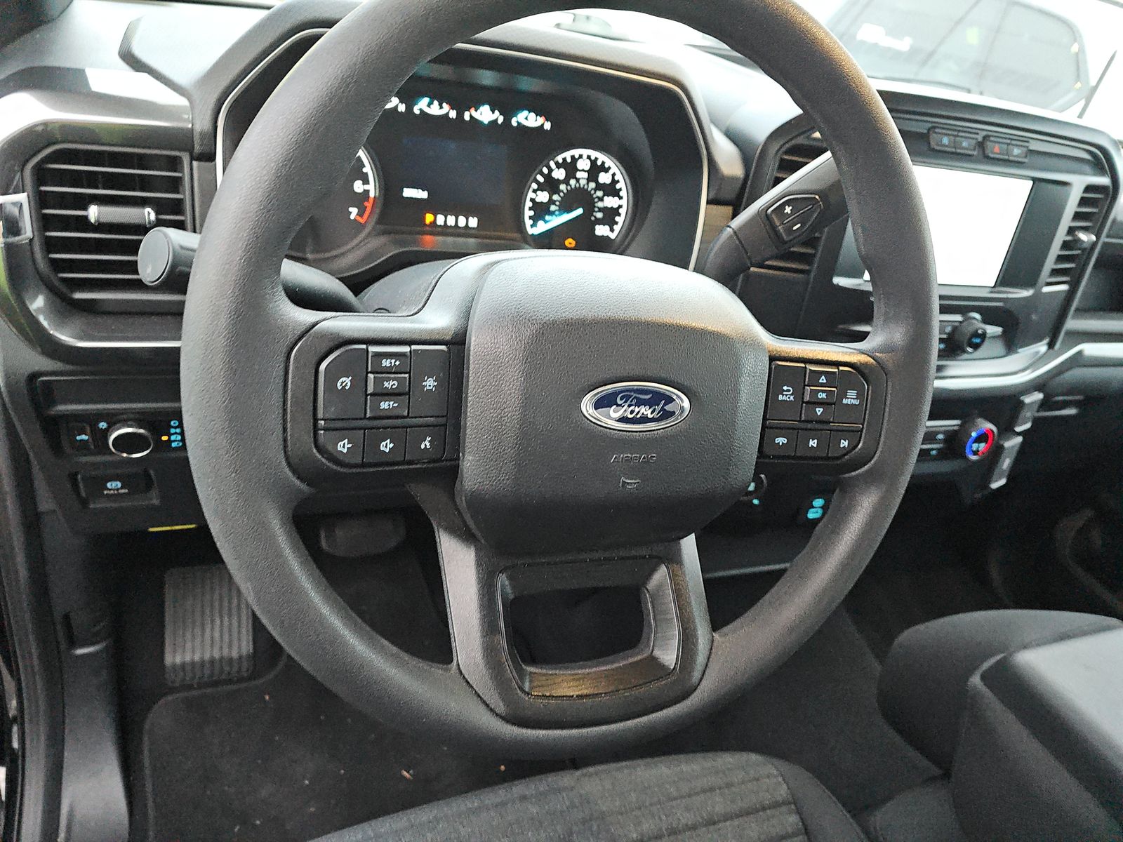 2023 Ford F-150 XL AWD