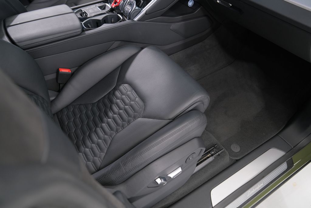 2024 Lamborghini Urus S AWD