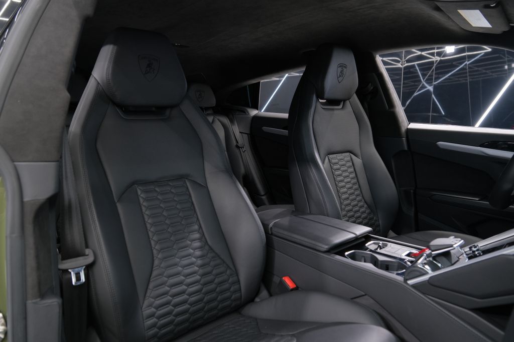 2024 Lamborghini Urus S AWD