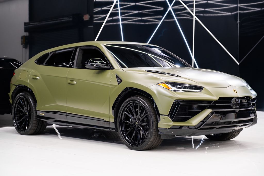 2024 Lamborghini Urus S AWD
