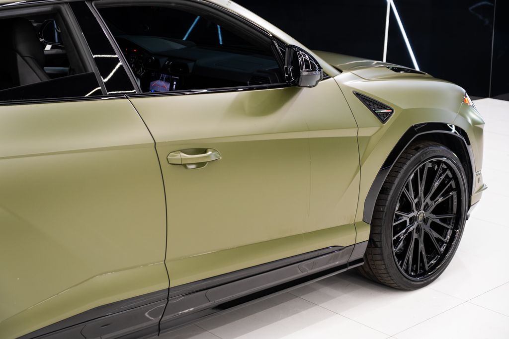 2024 Lamborghini Urus S AWD