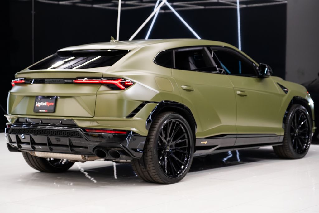 2024 Lamborghini Urus S AWD