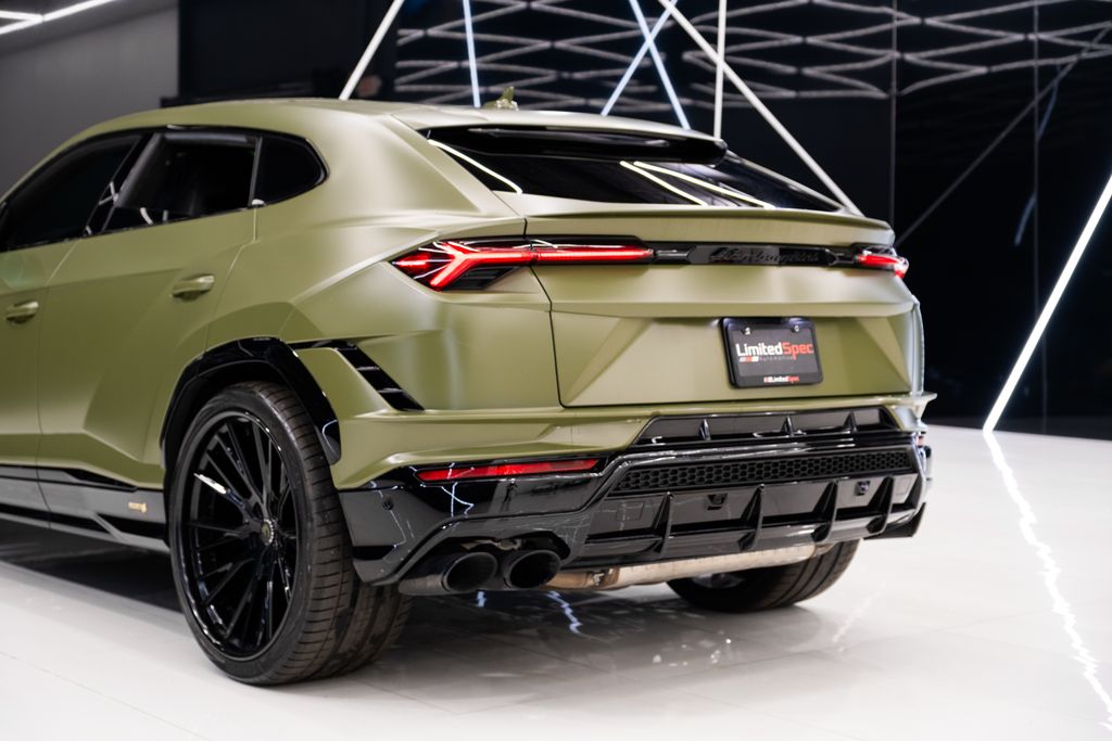 2024 Lamborghini Urus S AWD