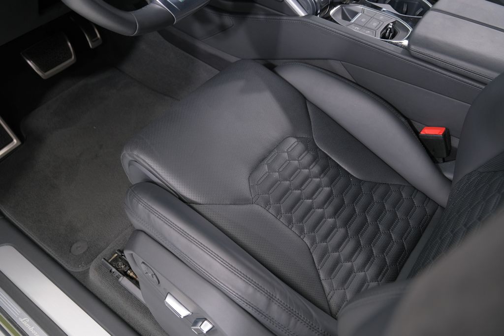 2024 Lamborghini Urus S AWD