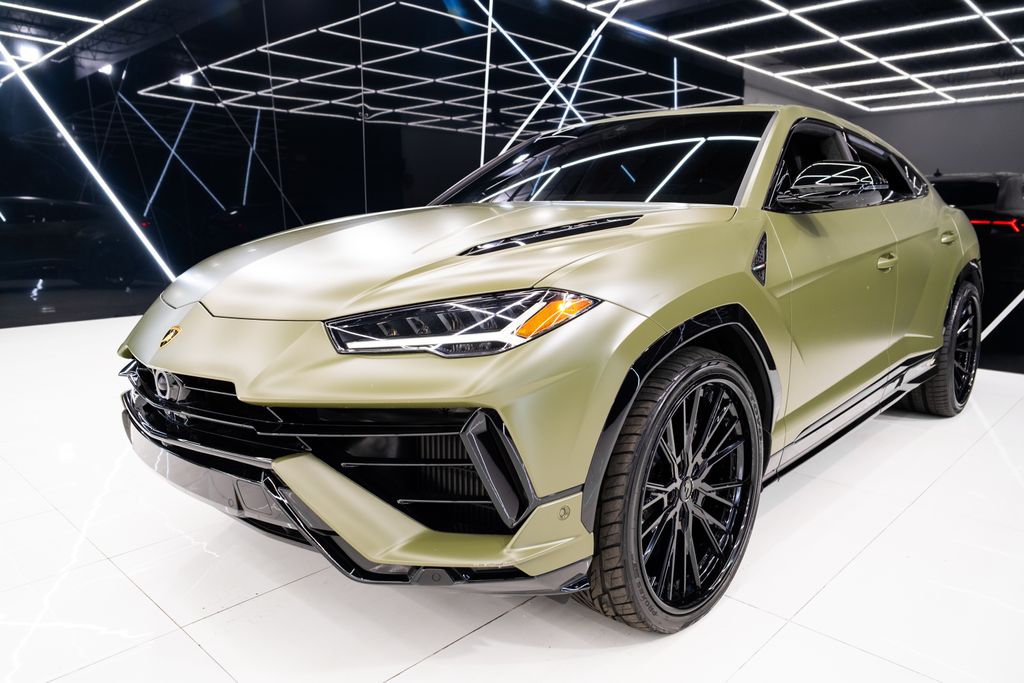 2024 Lamborghini Urus S AWD