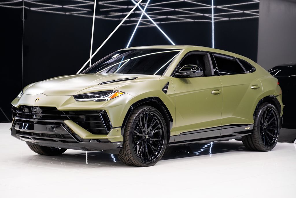 2024 Lamborghini Urus S AWD