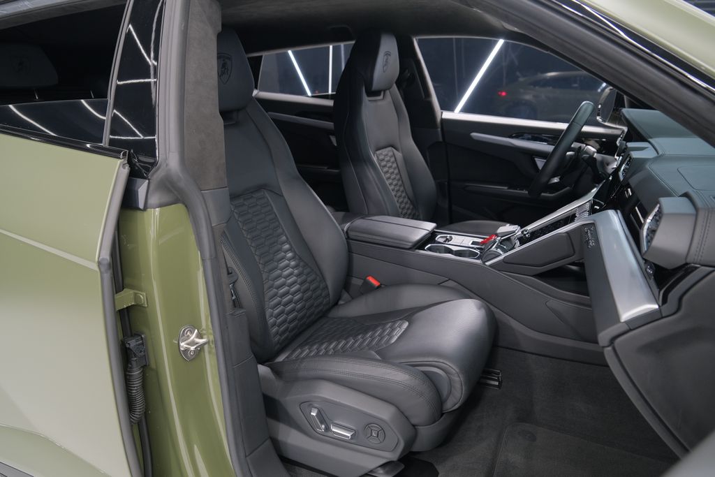 2024 Lamborghini Urus S AWD