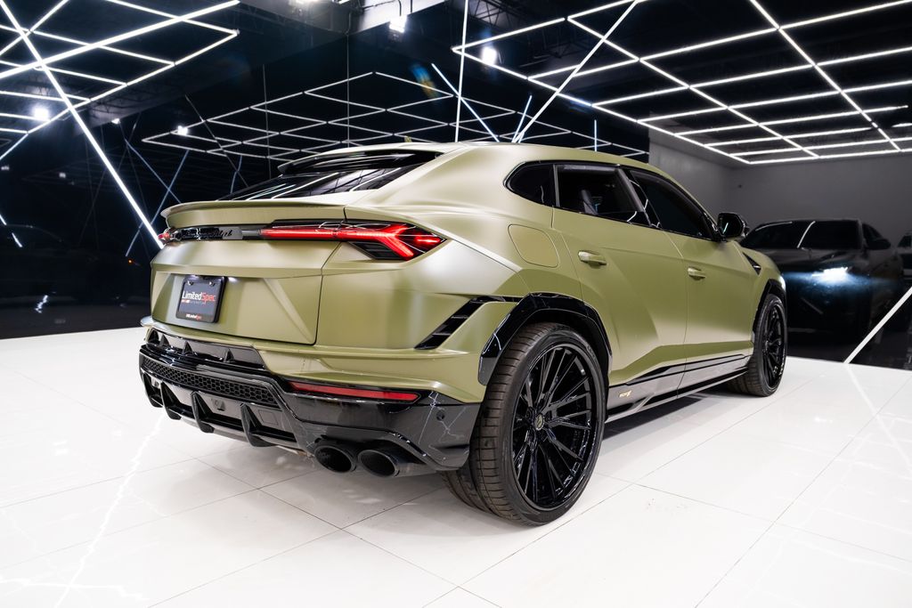 2024 Lamborghini Urus S AWD