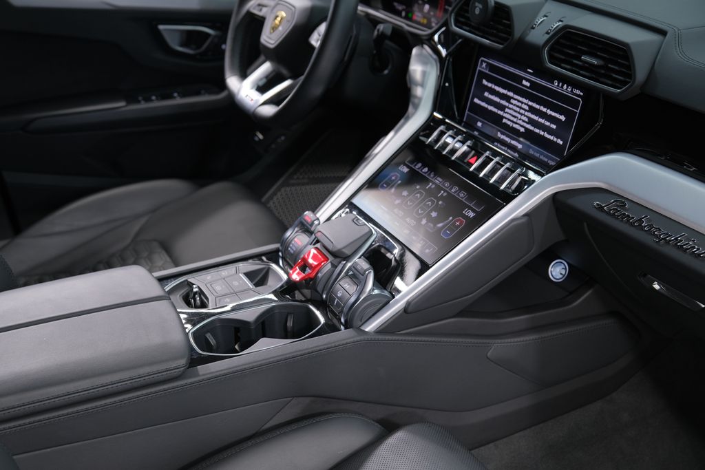 2024 Lamborghini Urus S AWD