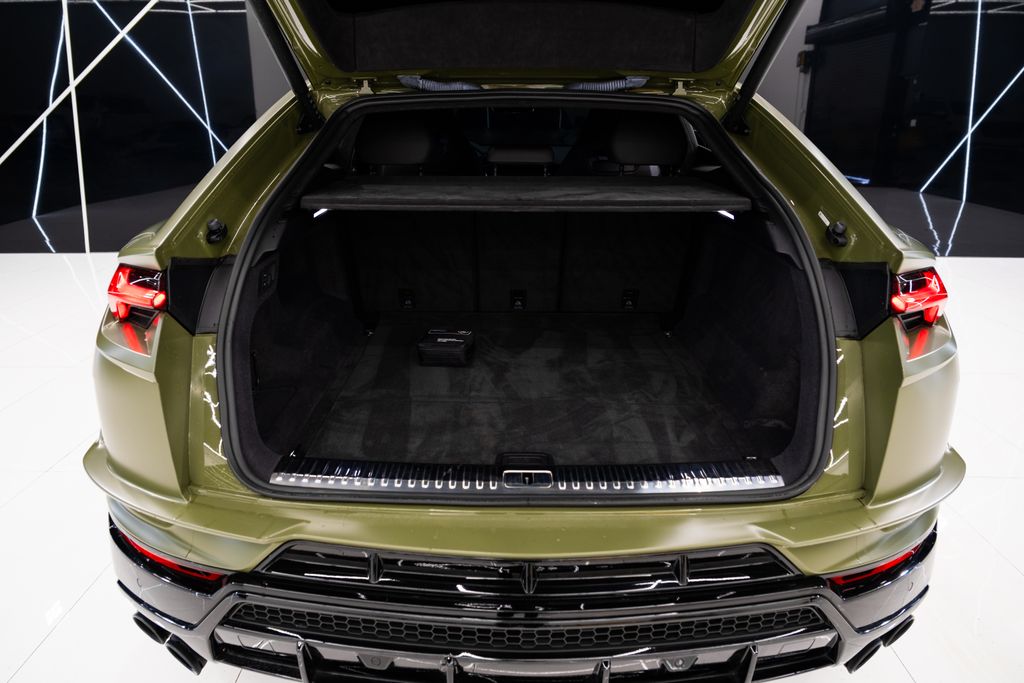 2024 Lamborghini Urus S AWD