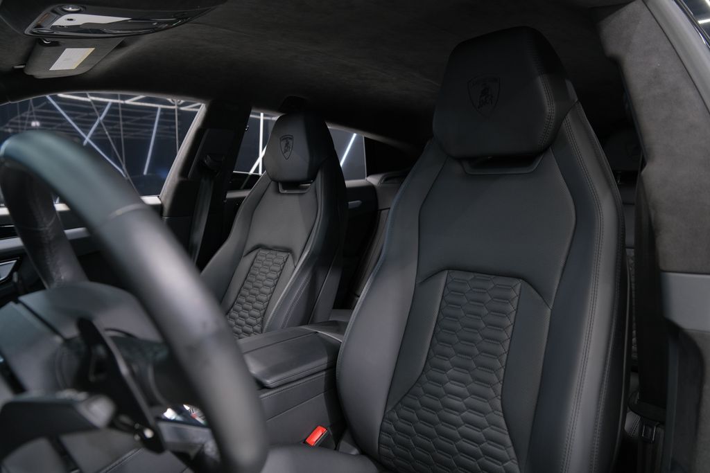 2024 Lamborghini Urus S AWD