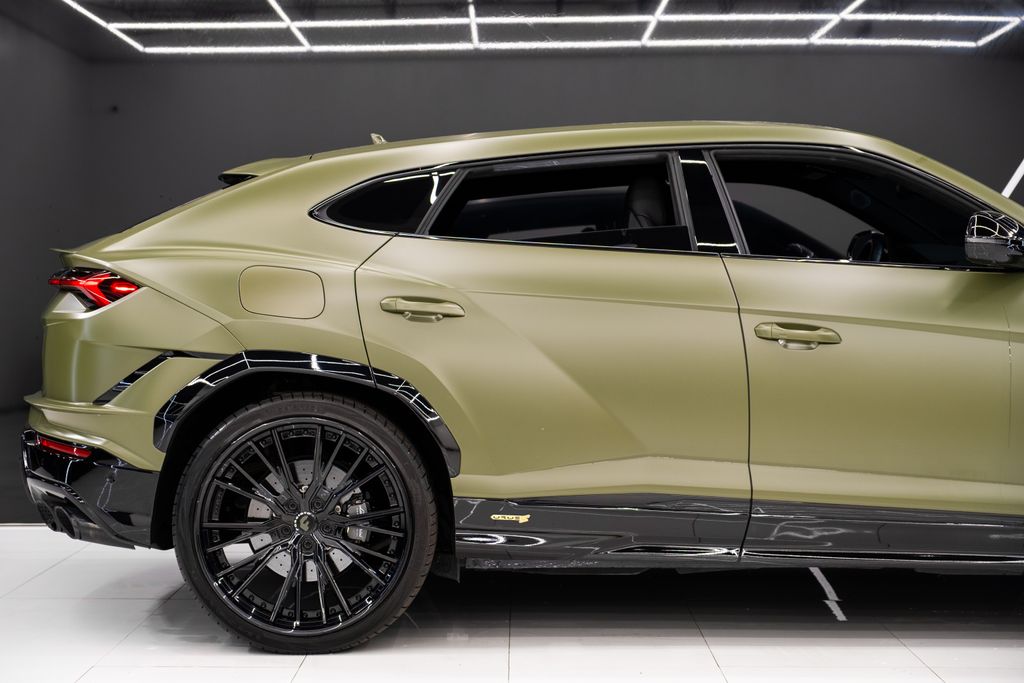 2024 Lamborghini Urus S AWD