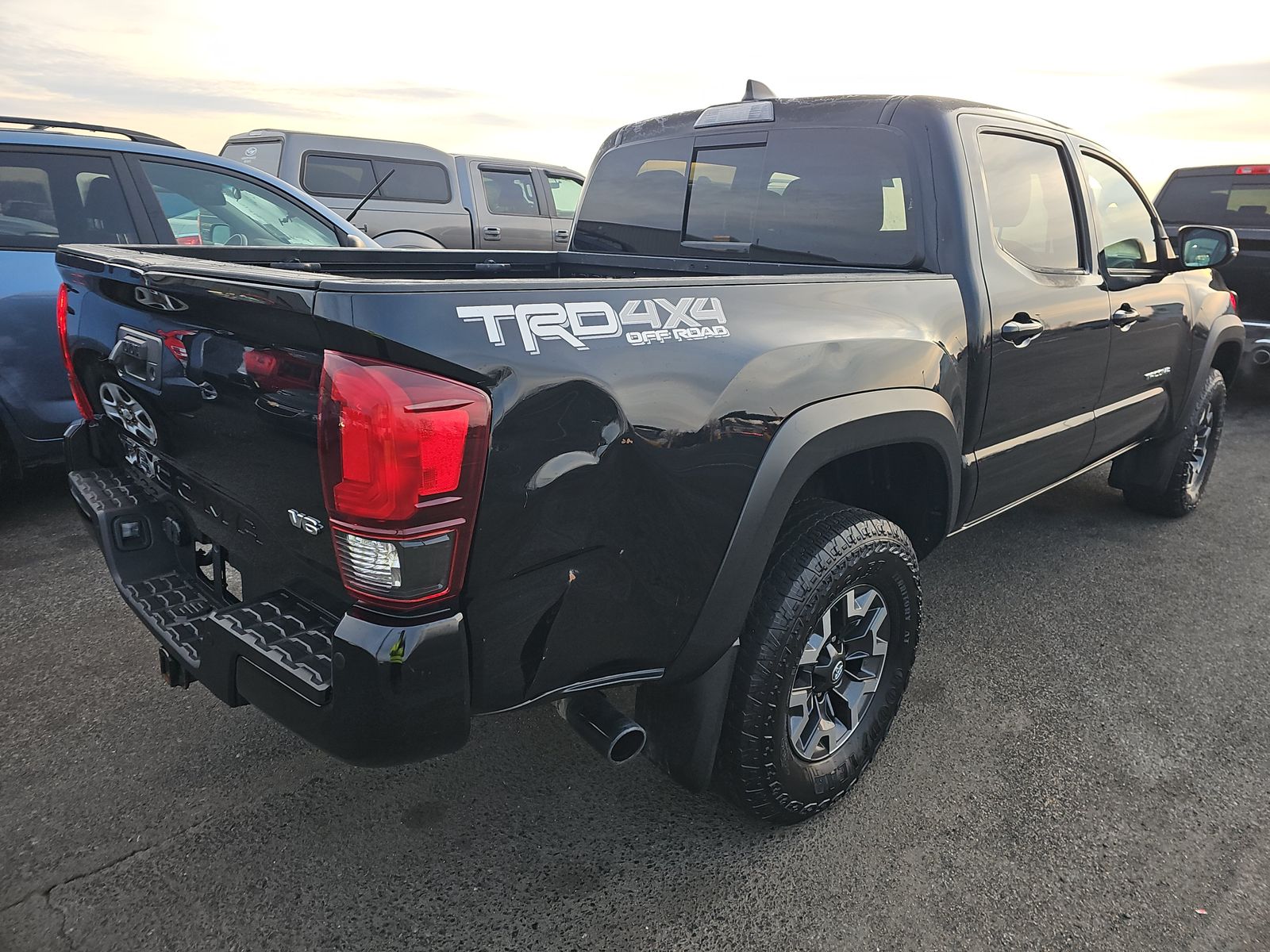 2022 Toyota Tacoma TRD Off-Road AWD
