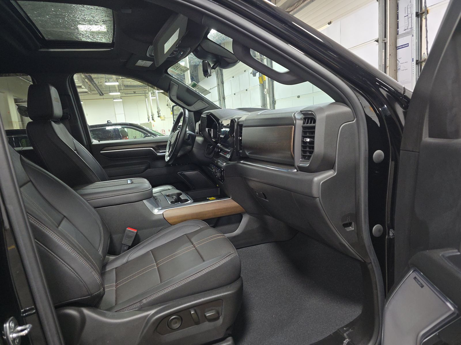 2024 Chevrolet Silverado 3500HD High Country AWD