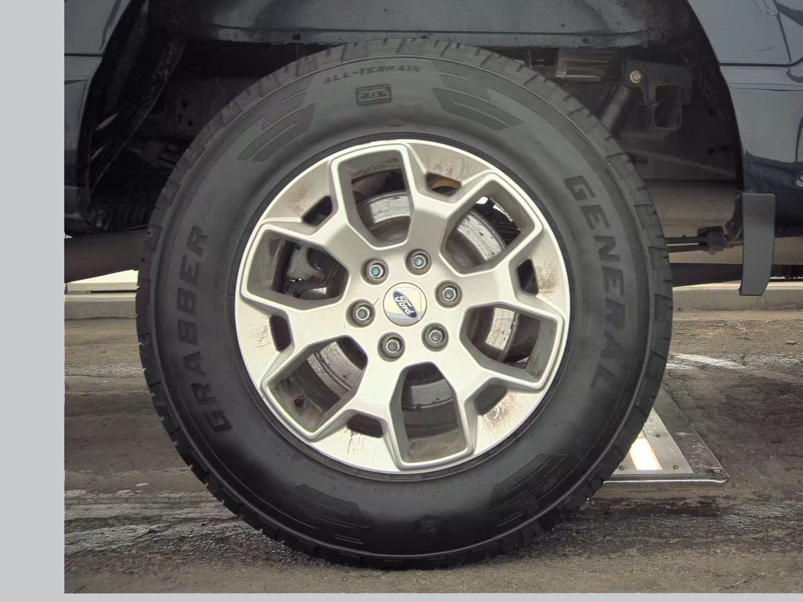 2022 Ford F-150 XL AWD