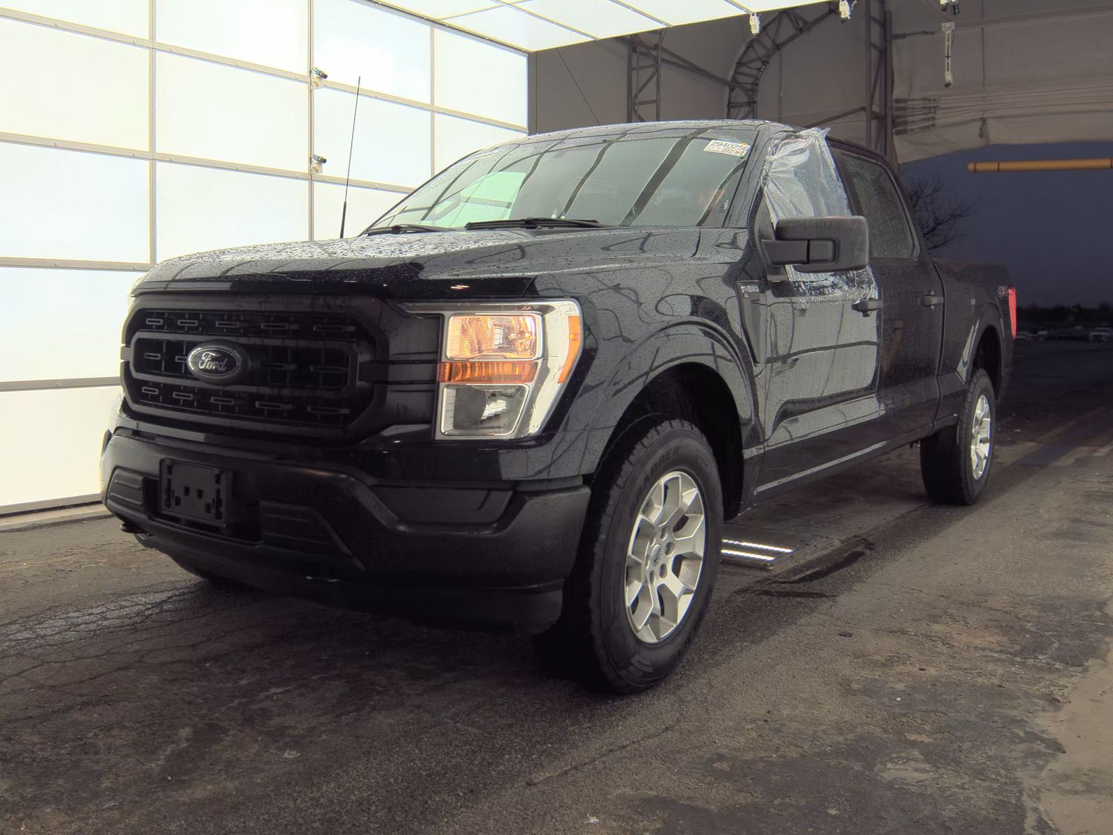 2022 Ford F-150 XL AWD