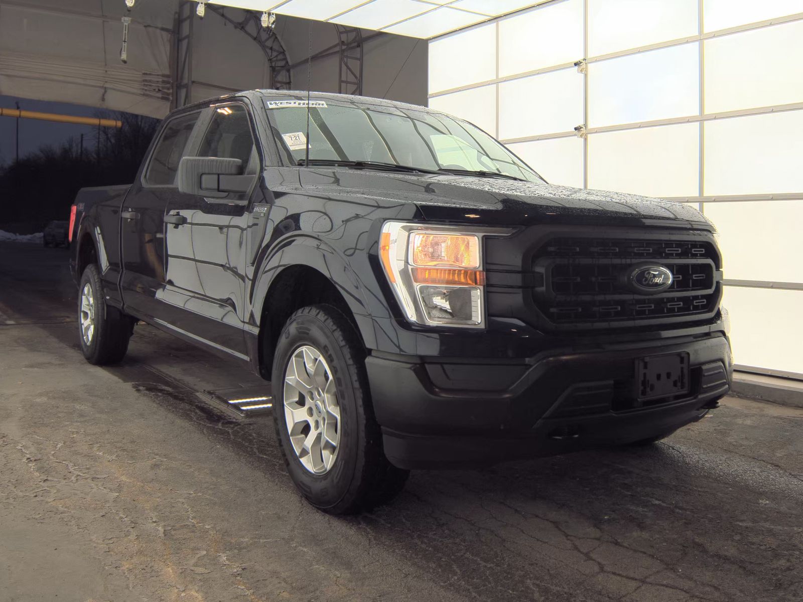2022 Ford F-150 XL AWD
