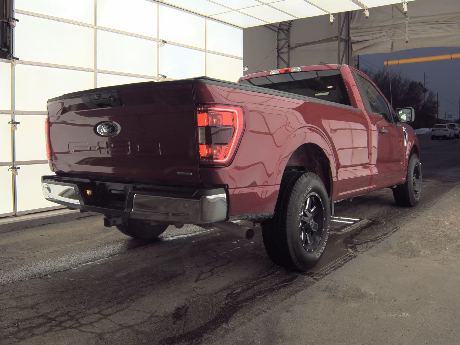 2022 Ford F-150 XLT RWD