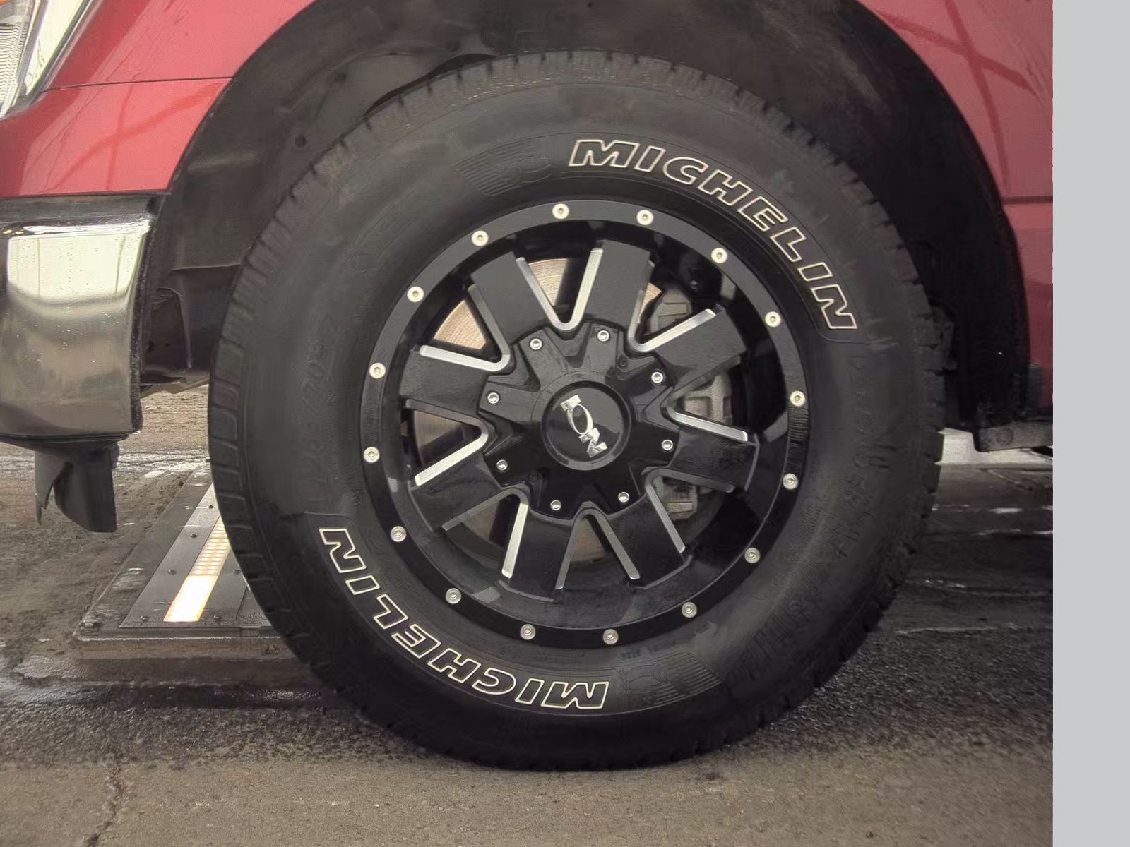 2022 Ford F-150 XLT RWD