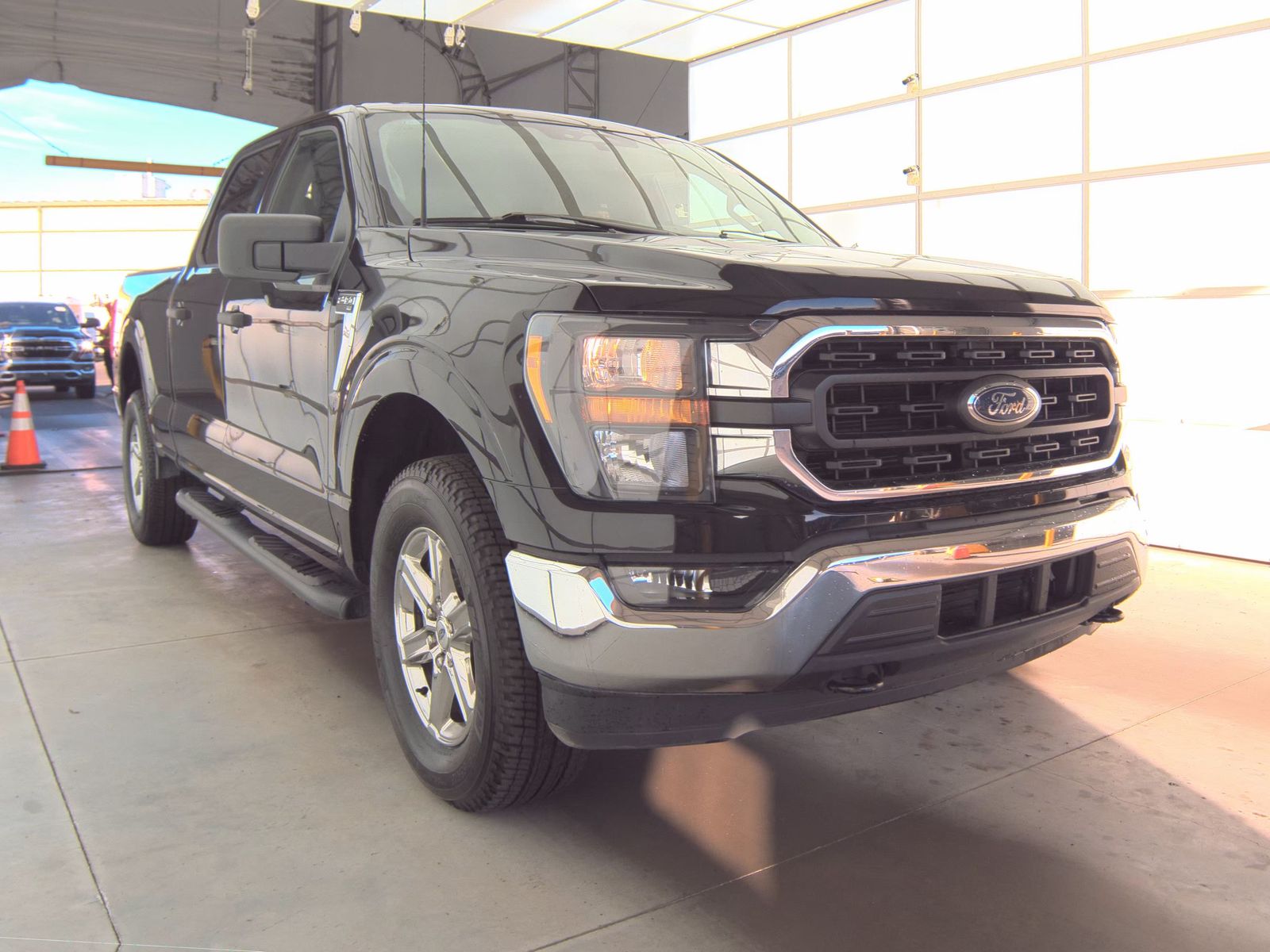 2023 Ford F-150 XLT AWD