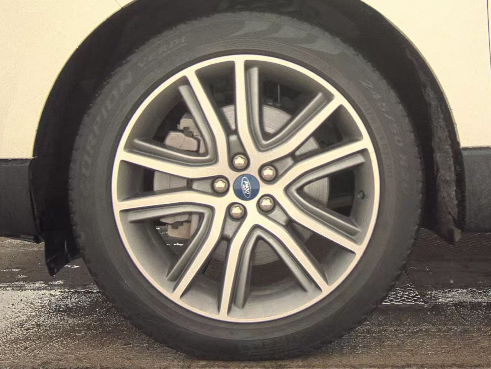 2022 Ford Edge Titanium AWD