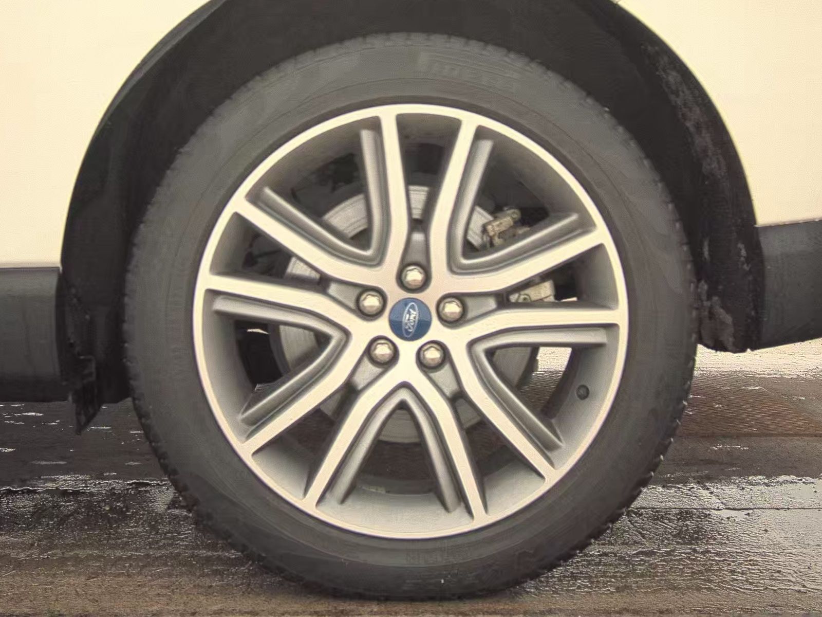 2022 Ford Edge Titanium AWD