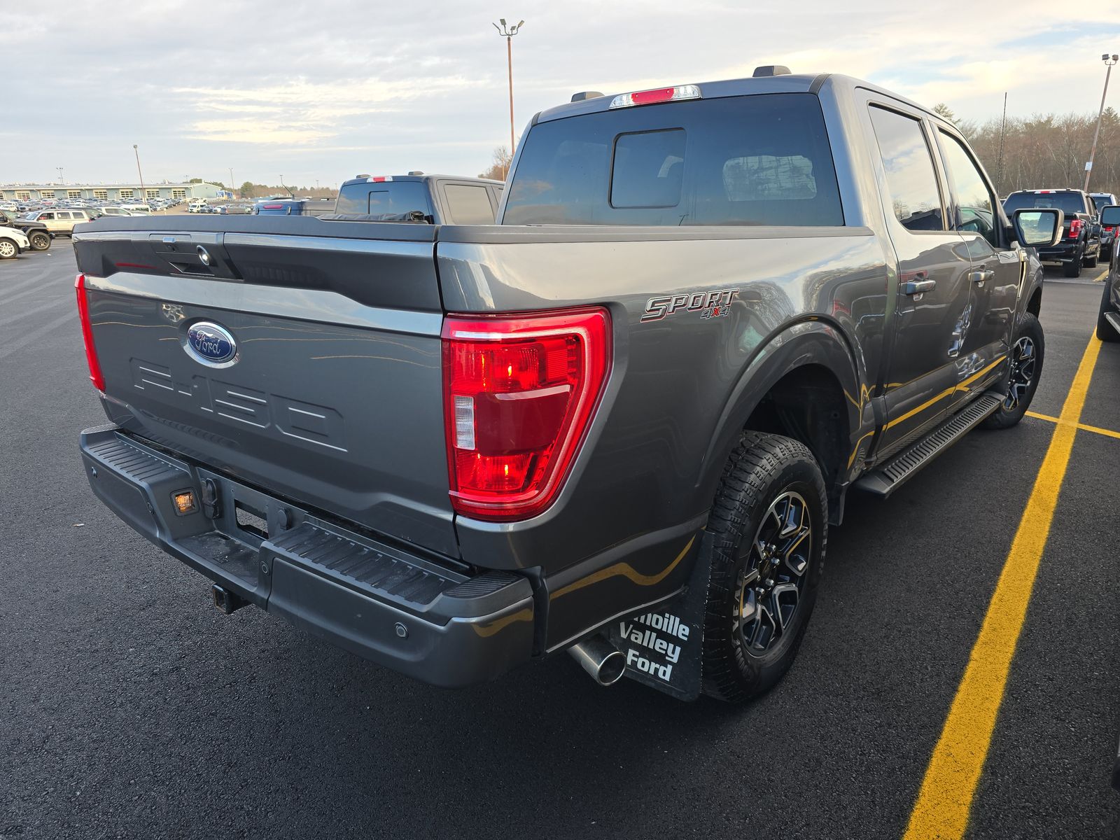 2022 Ford F-150 XLT AWD