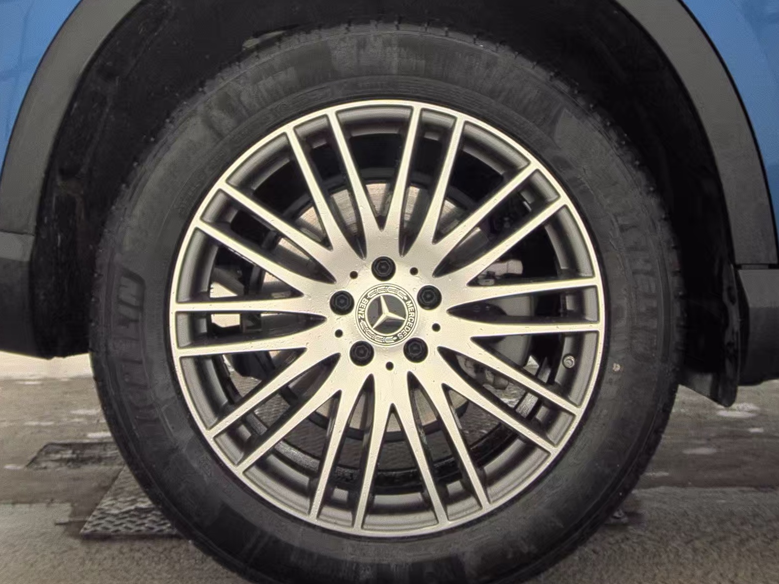 2023 Mercedes-Benz GLC GLC 300 AWD