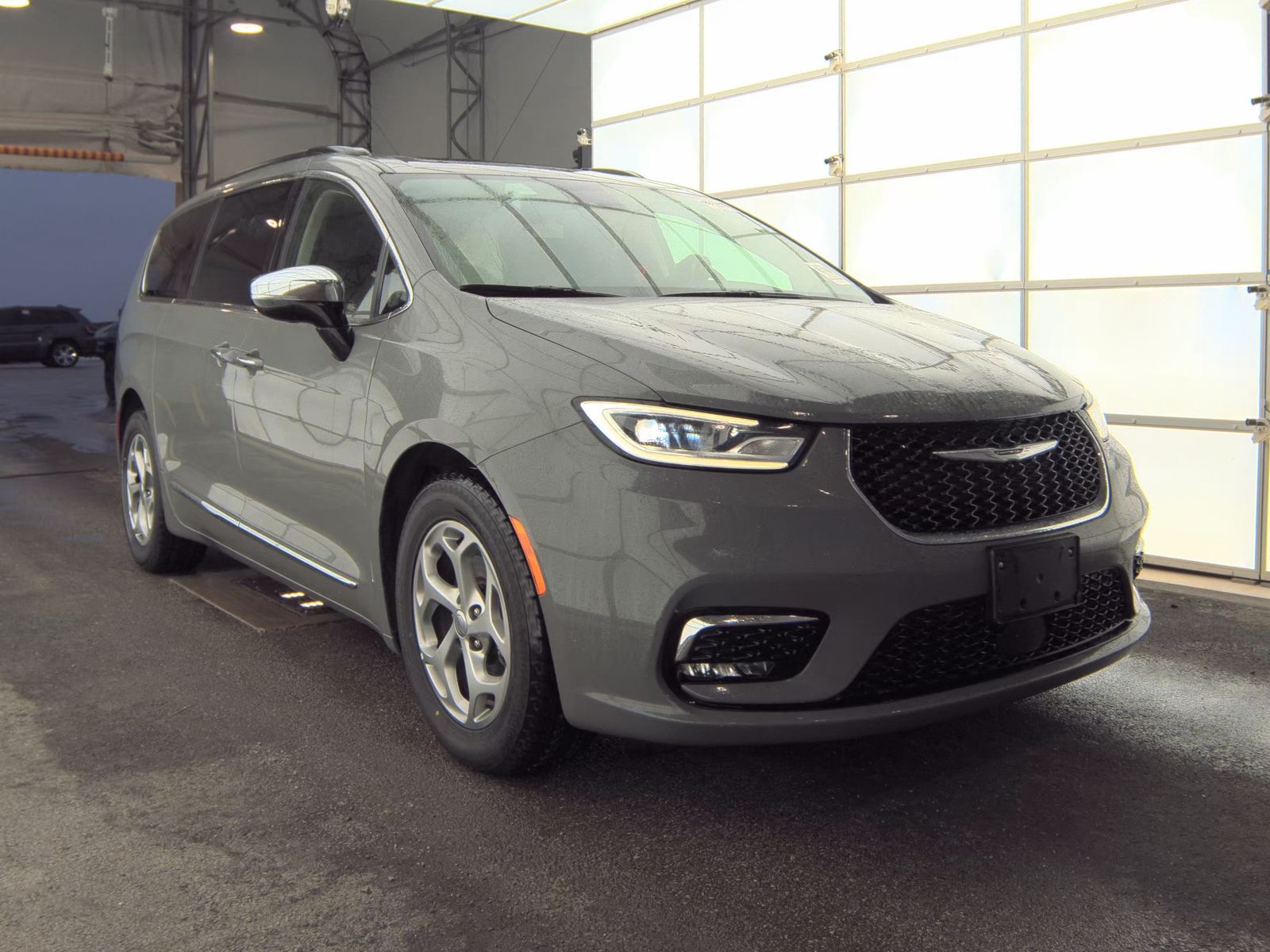 2023 Chrysler Pacifica Limited FWD