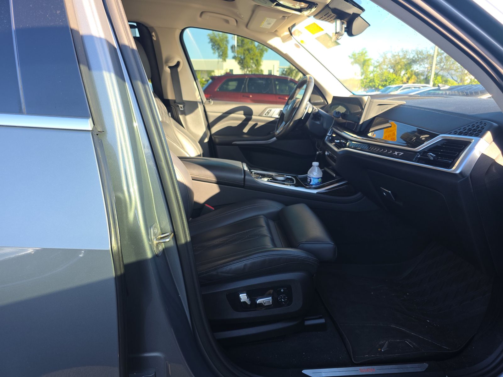 2023 BMW X7 xDrive40i AWD