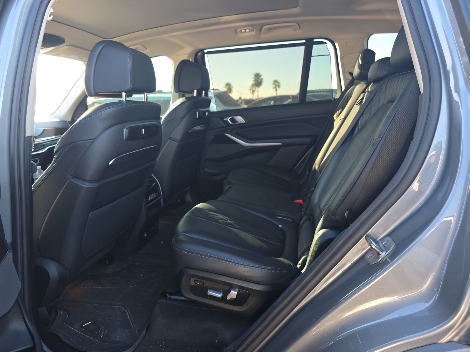 2023 BMW X7 xDrive40i AWD