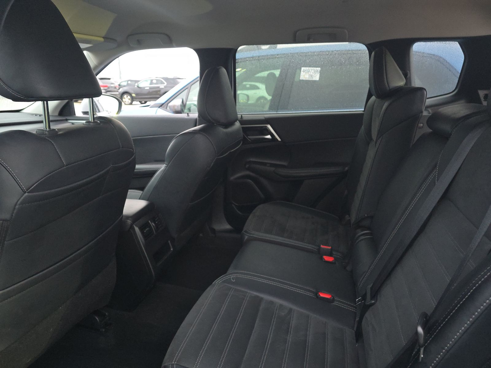 2024 Mitsubishi Outlander SE AWD