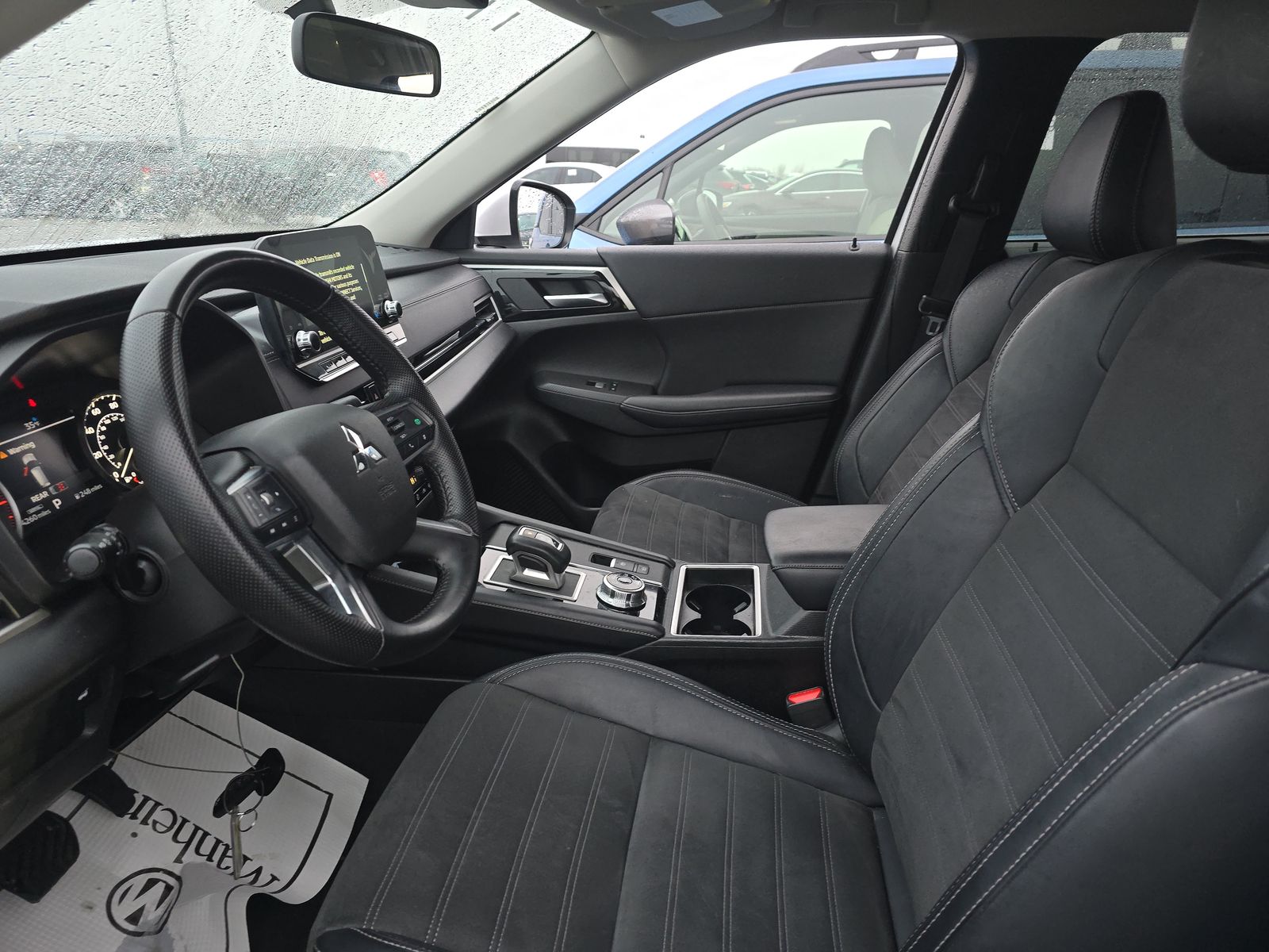 2024 Mitsubishi Outlander SE AWD