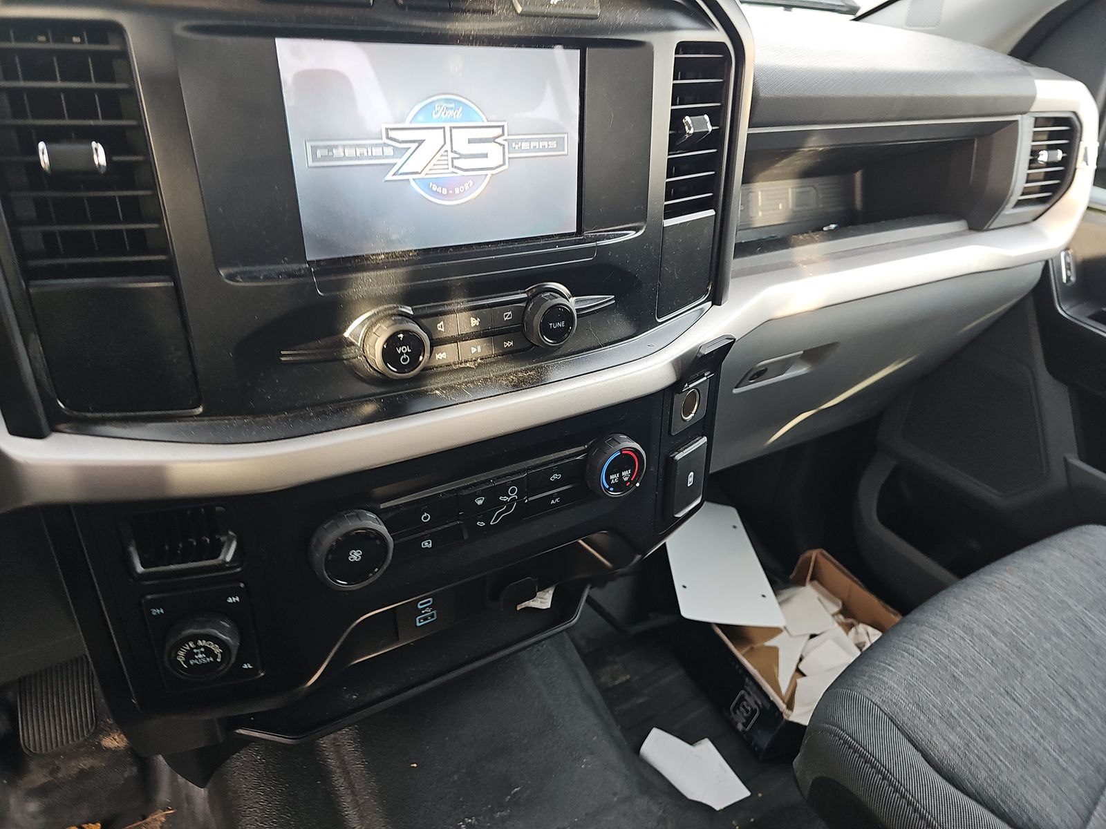 2023 Ford F-150 XL AWD