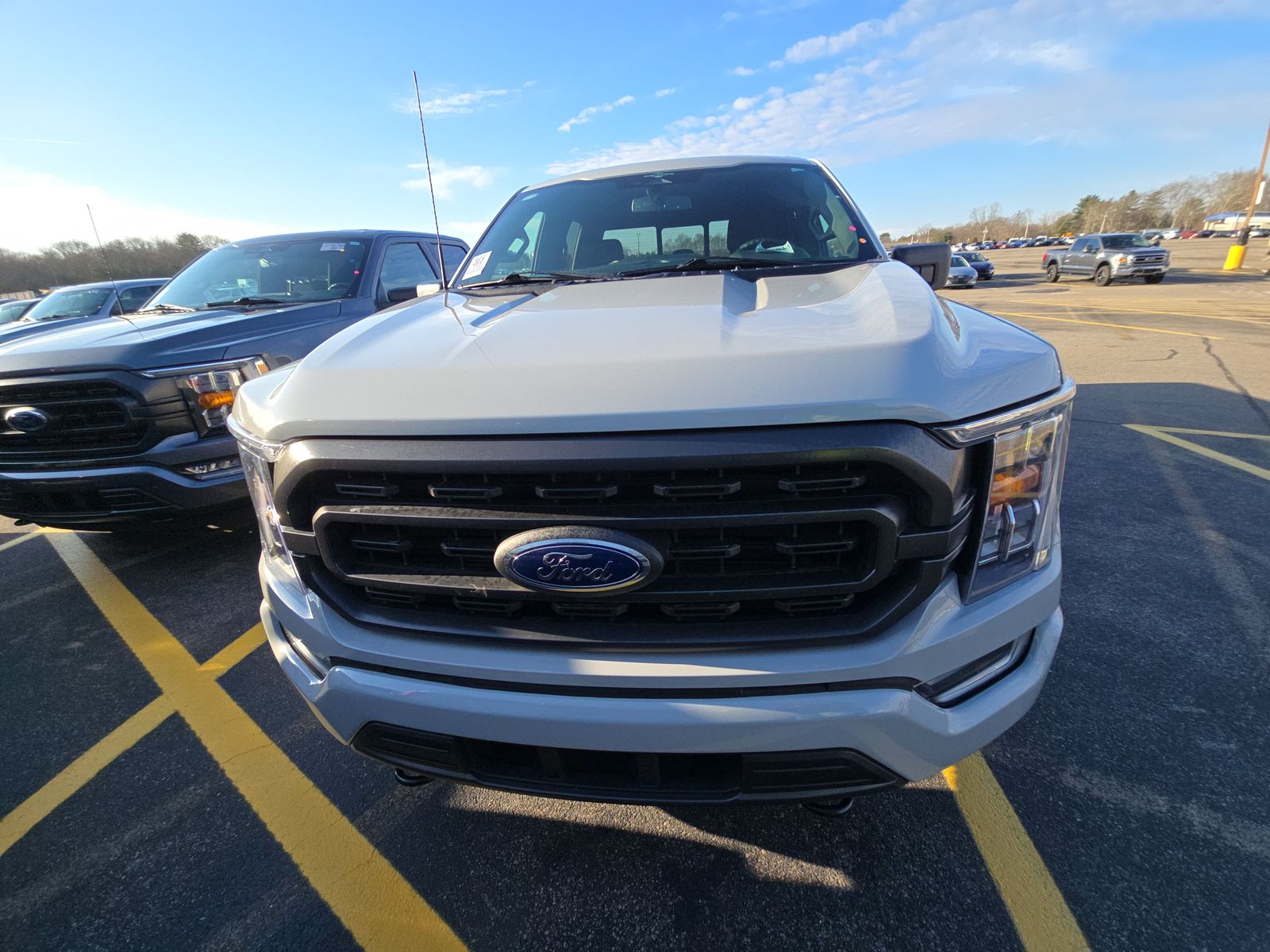 2023 Ford F-150 XLT AWD