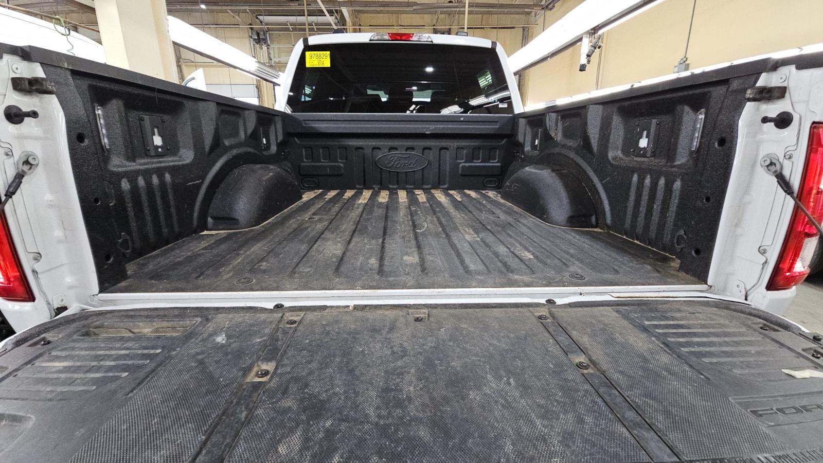 2023 Ford F-150 XL AWD