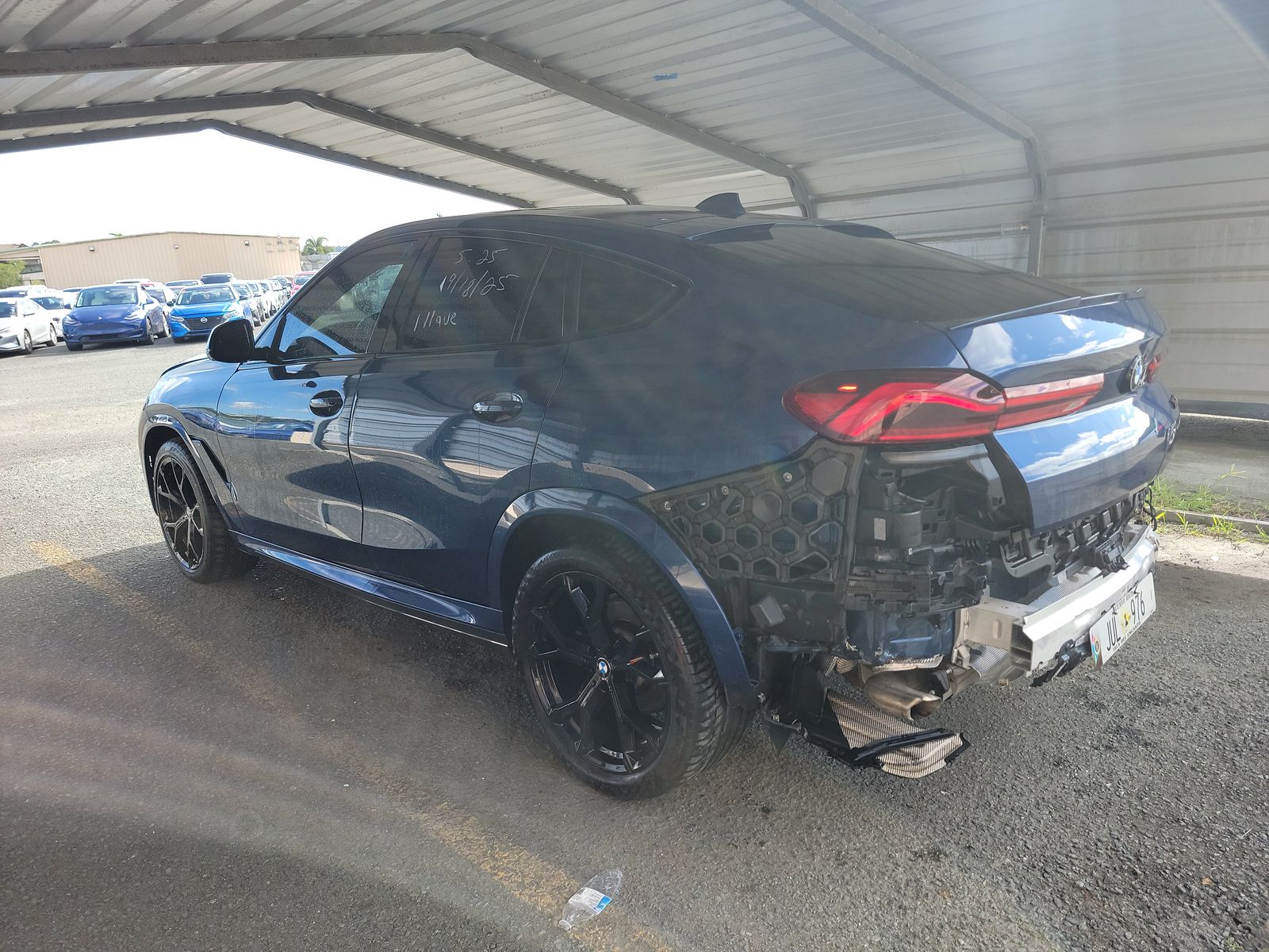 2023 BMW X6 xDrive40i AWD